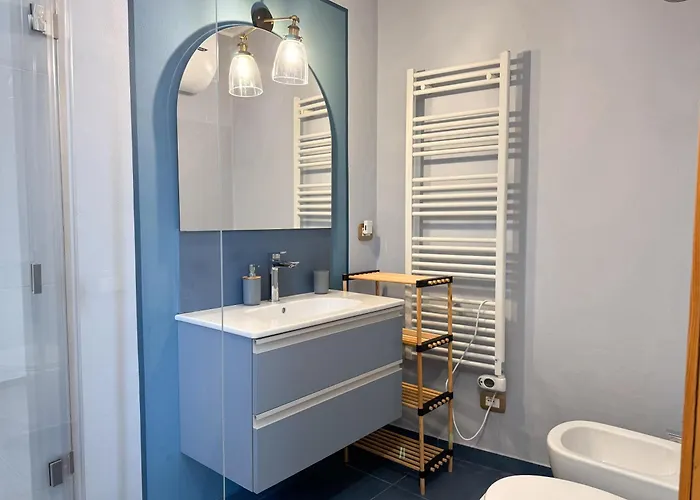 Two-room - View And - Ac