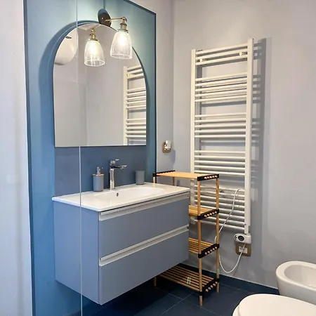 Two-room - View And - Ac