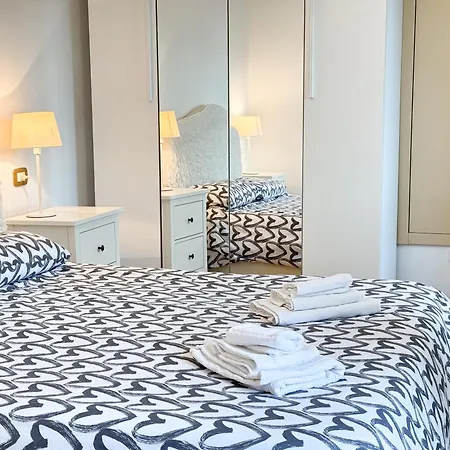 Two-room - View And - Ac Daire *