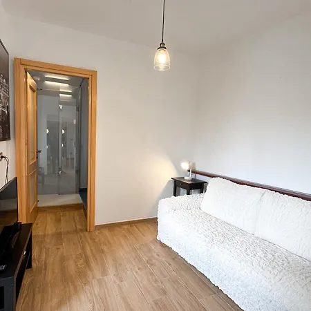 Two-room - View And - Ac Daire *