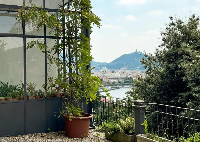 Two-room - View And - Ac Apartament Como
